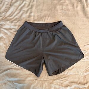 Lululemon Fast and Free Linerless Short 6” – Size M – Black